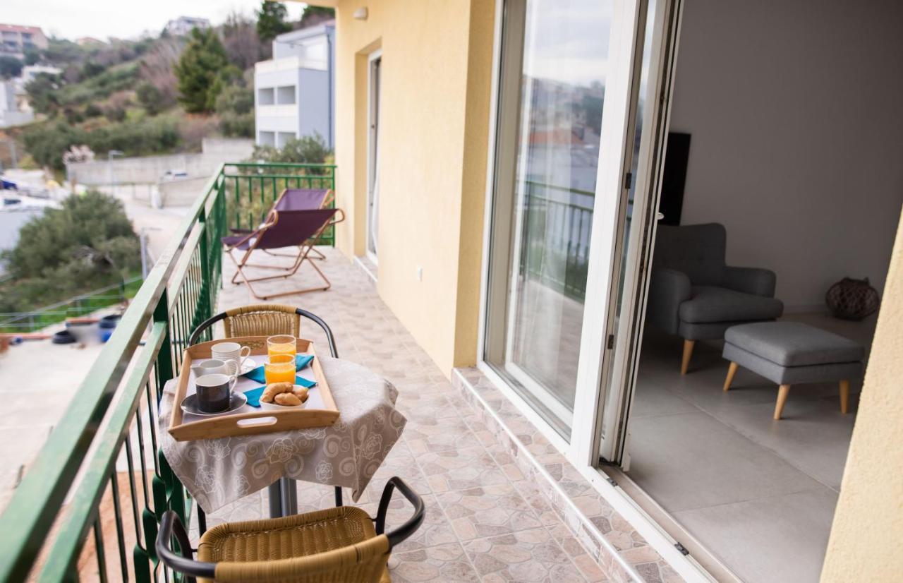 Apartment View Brela Exterior photo